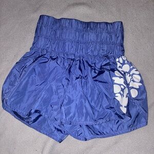 Free people movement shorts XS. Huge logo